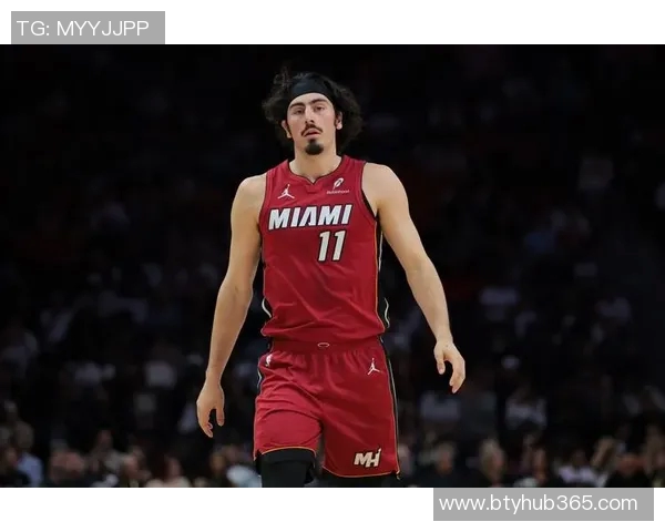 哈克斯强调球队执行力提升认为调整措施已见成效 哈克斯强调球队执行力提升认为调整措施已见成效